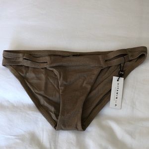 NWT Vitamin A Swim bottoms